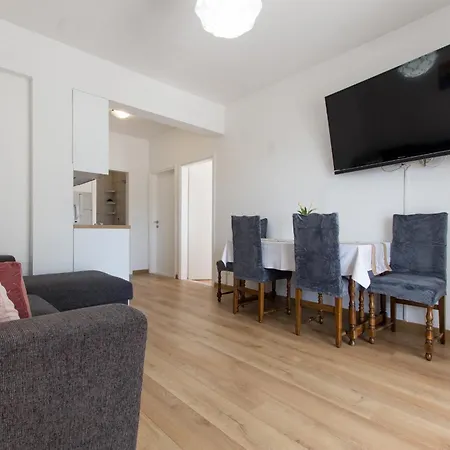 Senka Apartment