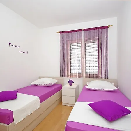 Senka Apartment *