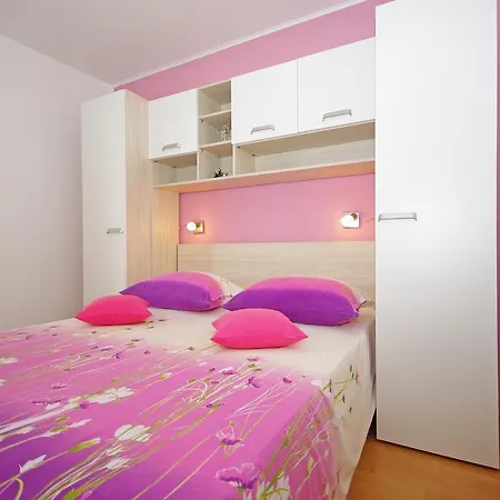Senka Makarska